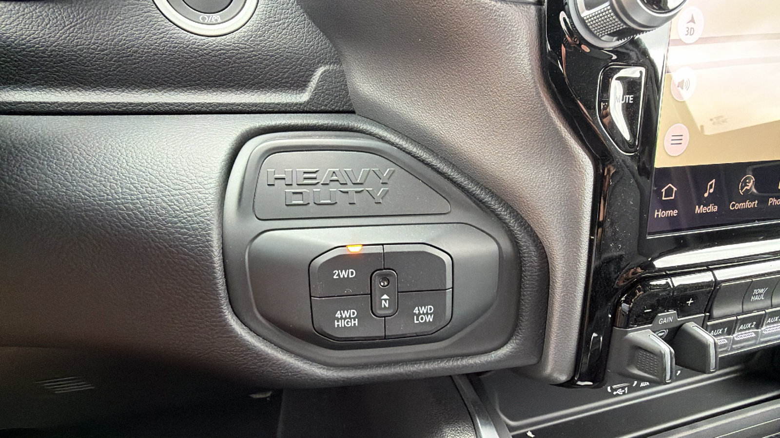 New 2026 RAM 3500 Big Horn AWD/4WD image 26