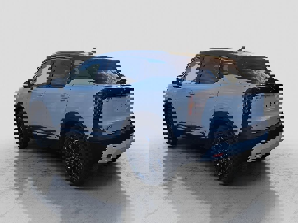 New 2026 Nissan Kicks SR w/ Cold Weather Package image 3