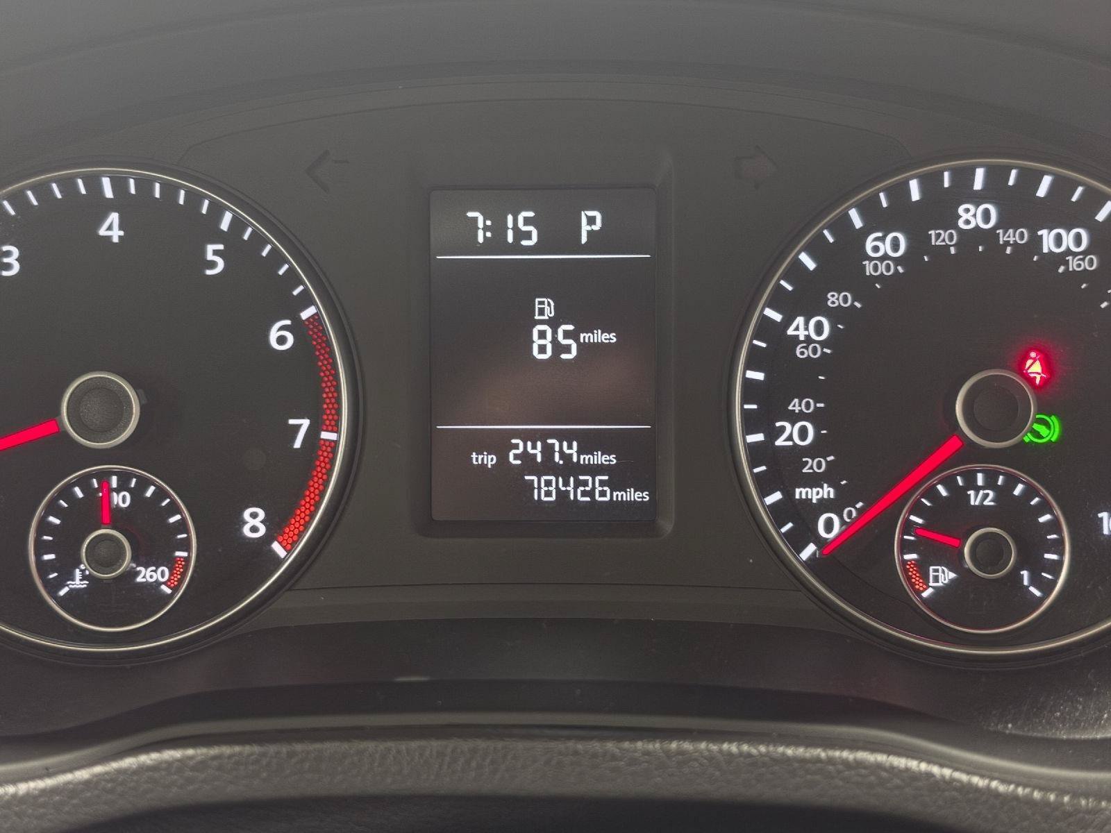 Used 2015 Volkswagen Passat 1.8T Limited Edition FWD image 21