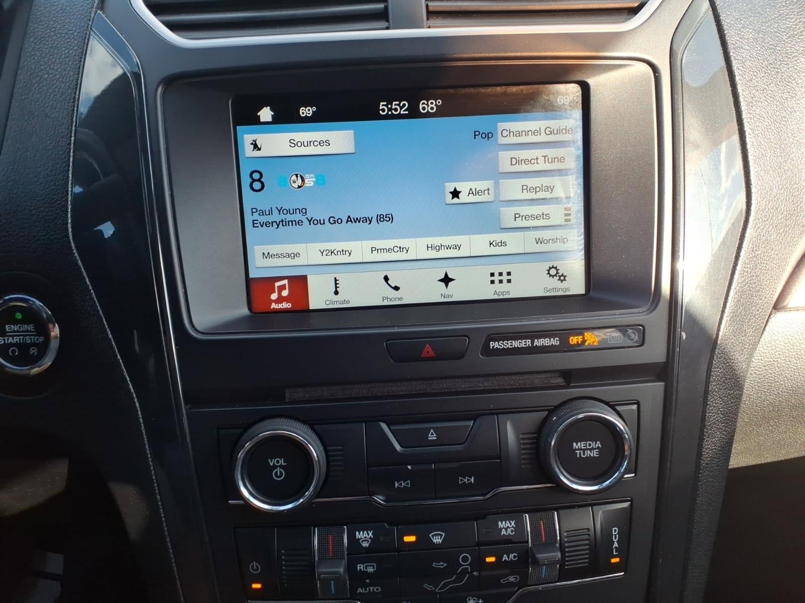 Used 2017 Ford Explorer XLT w/ Equipment Group 201A AWD/4WD image 10