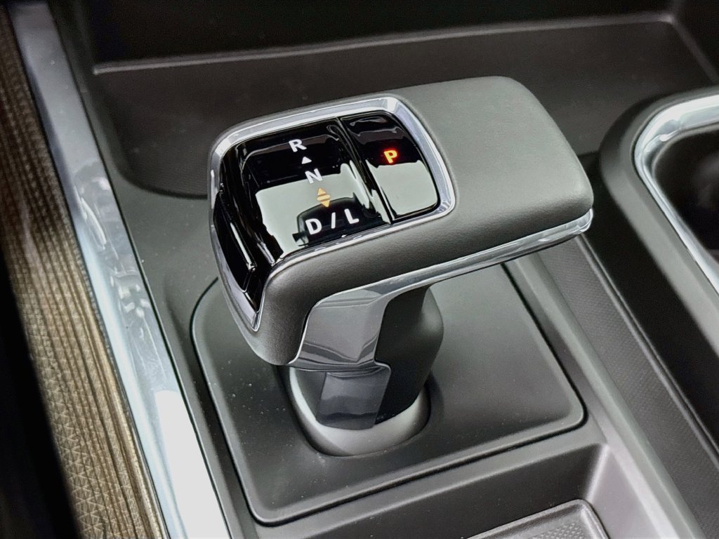 New 2026 Chevrolet Silverado 1500 RST w/ RST All Star Premium Package AWD/4WD image 17