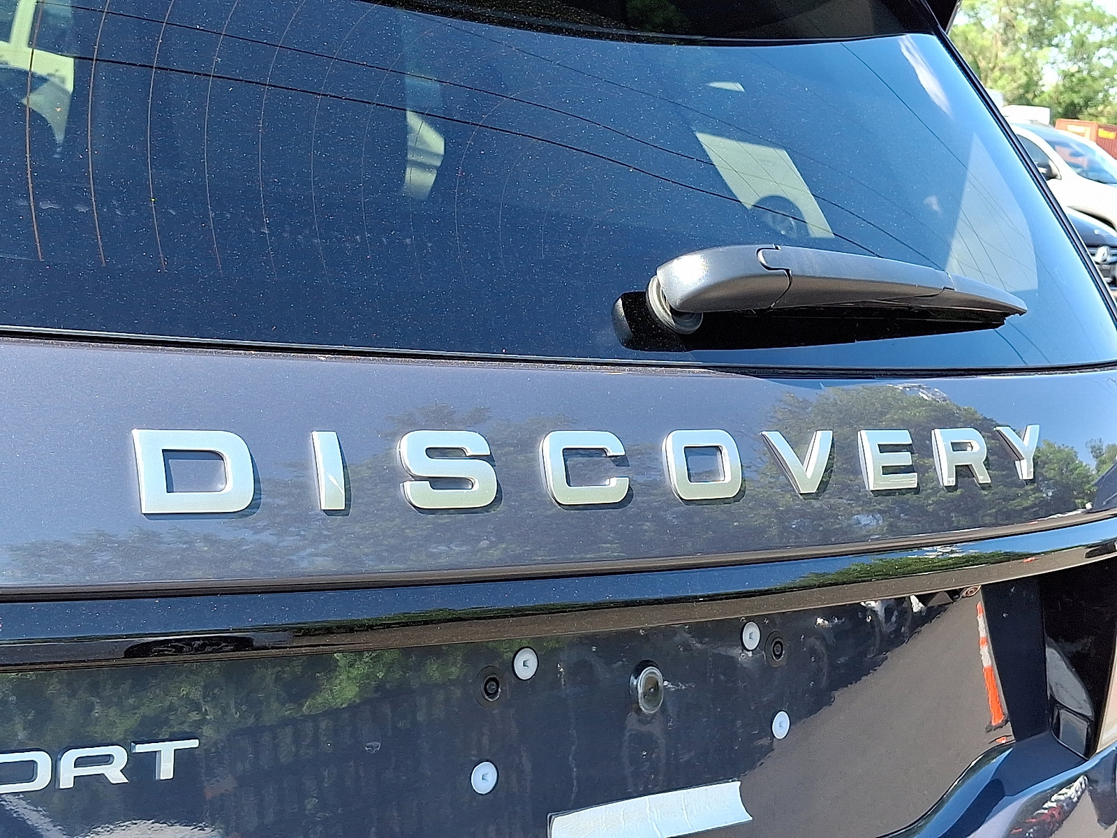 Used 2025 Land Rover Discovery Sport S AWD/4WD image 31