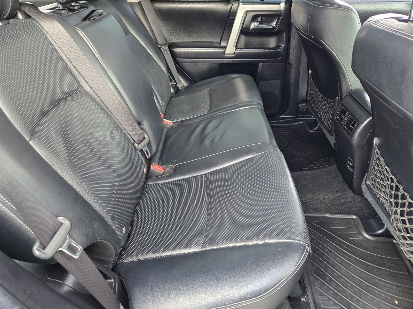 Used 2014 Toyota 4Runner Limited image 29