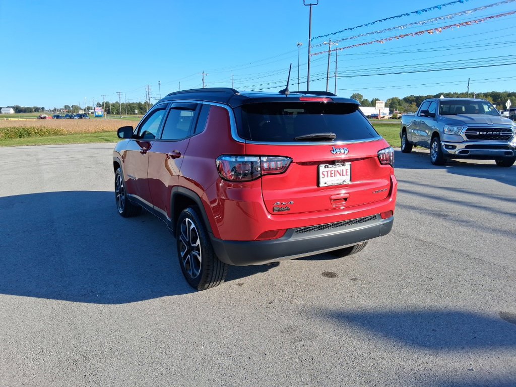 Used 2024 Jeep Compass Limited AWD/4WD image 11