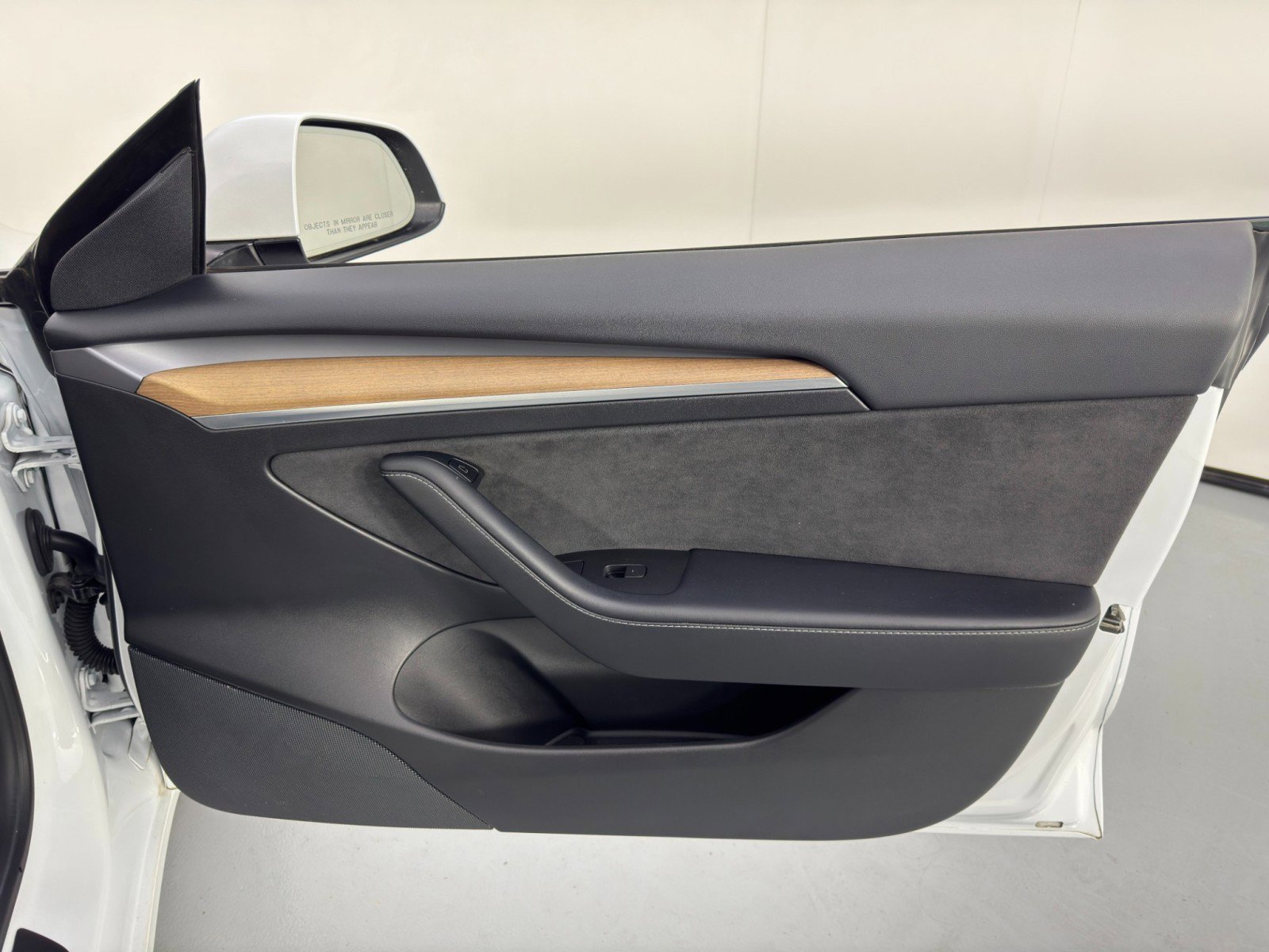 Used 2021 Tesla Model 3 Standard Range Plus image 44