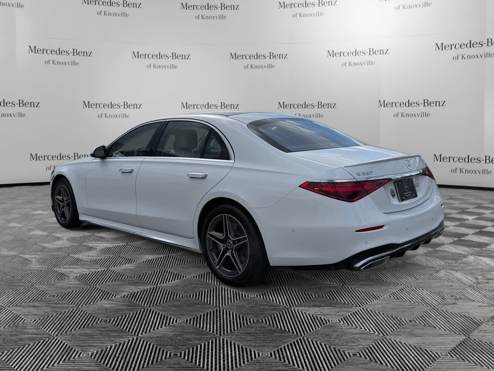 New 2026 Mercedes-Benz S 580 4MATIC Sedan image 3