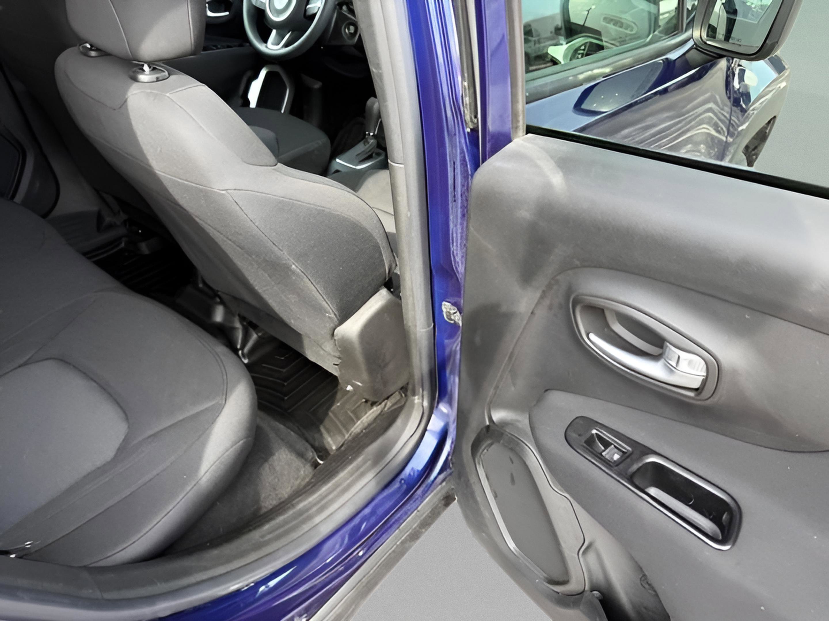 Used 2019 Jeep Renegade Sport w/ Sport Appearance Group image 10