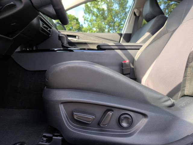Used 2025 Toyota Camry XLE w/ Premium Plus Package FWD image 14