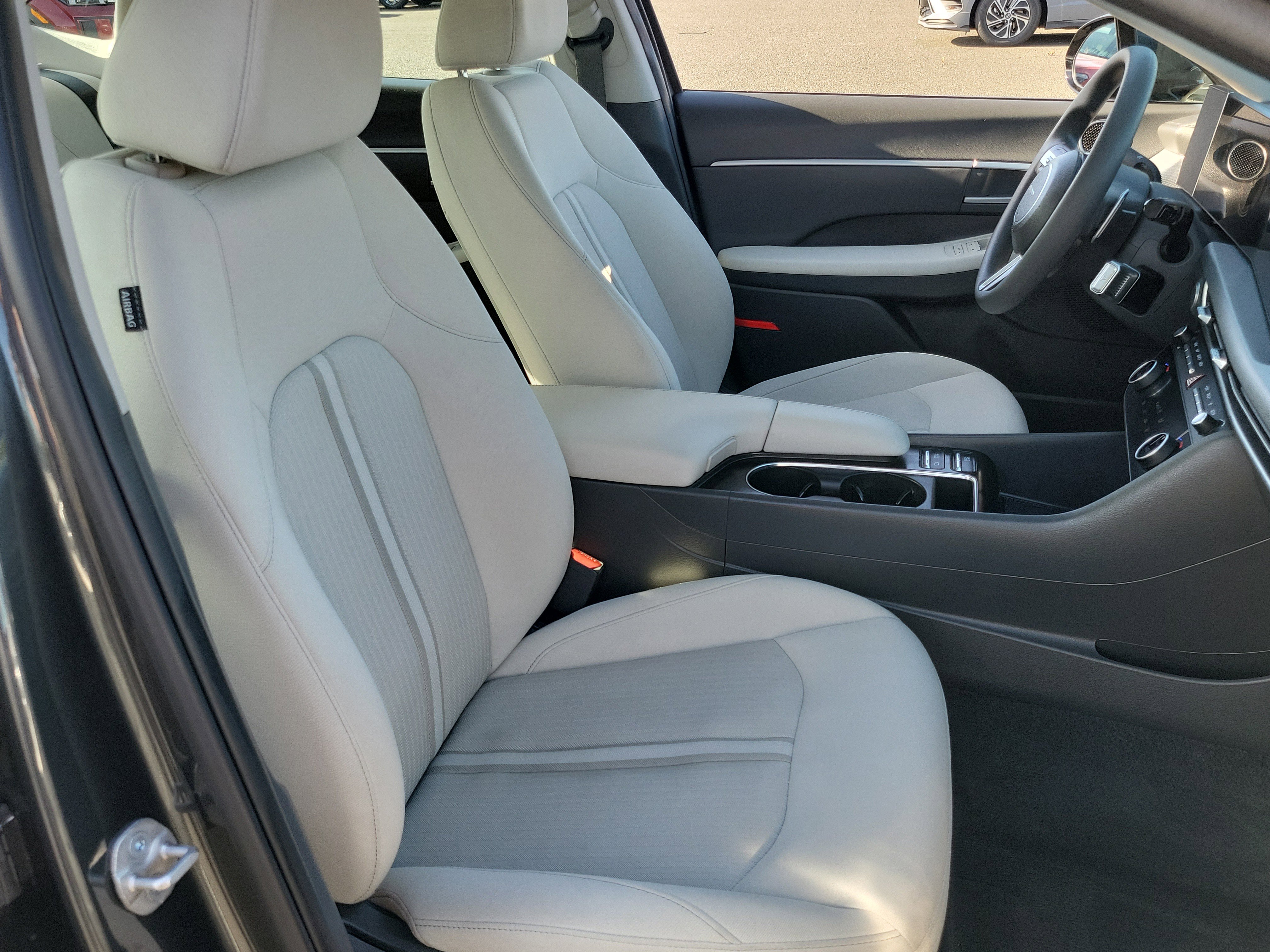 Certified 2025 Hyundai Sonata SEL AWD/4WD image 23