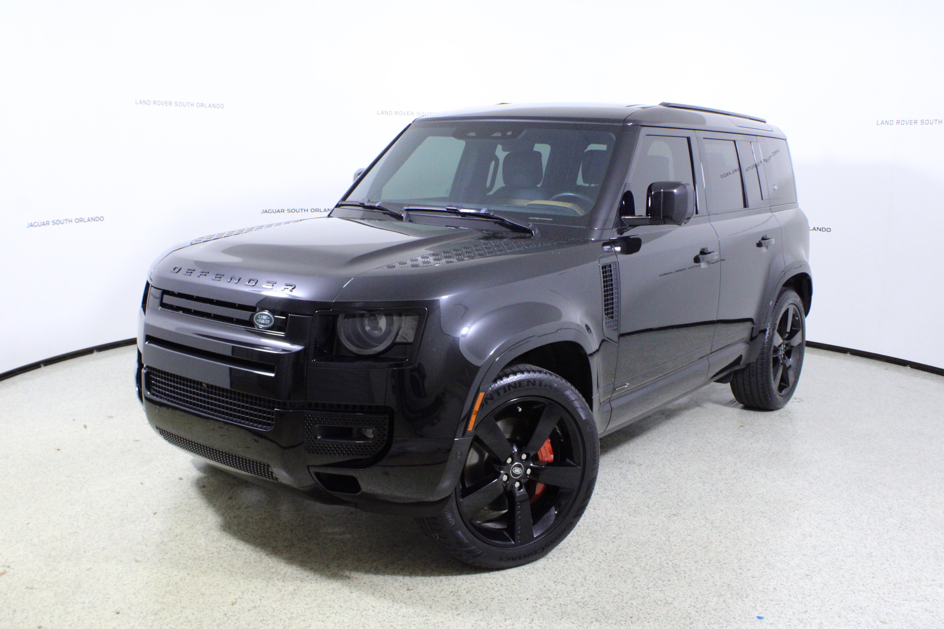 Used 2022 Land Rover Defender 110 X image 1