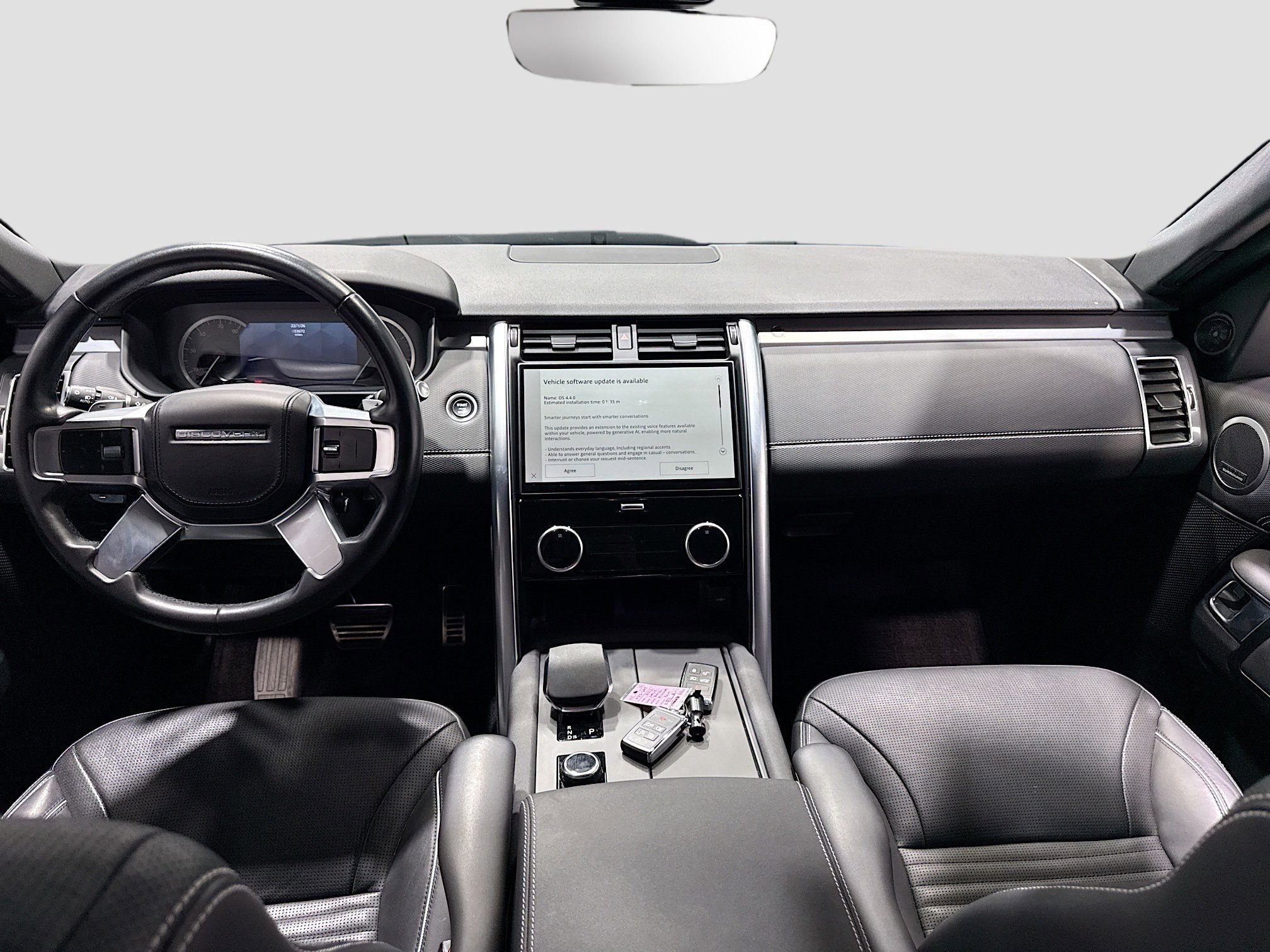 Used 2023 Land Rover Discovery HSE R-Dynamic AWD/4WD image 24