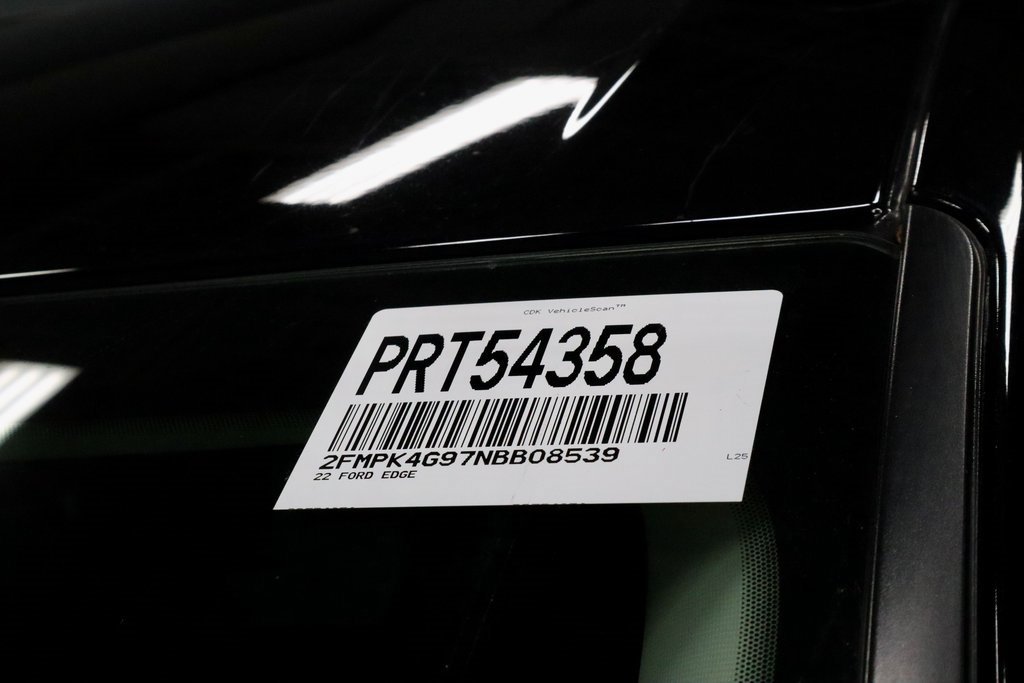 Certified 2022 Ford Edge SE w/ Black Appearance Package image 31
