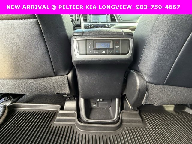 Used 2017 Toyota Highlander XLE image 15