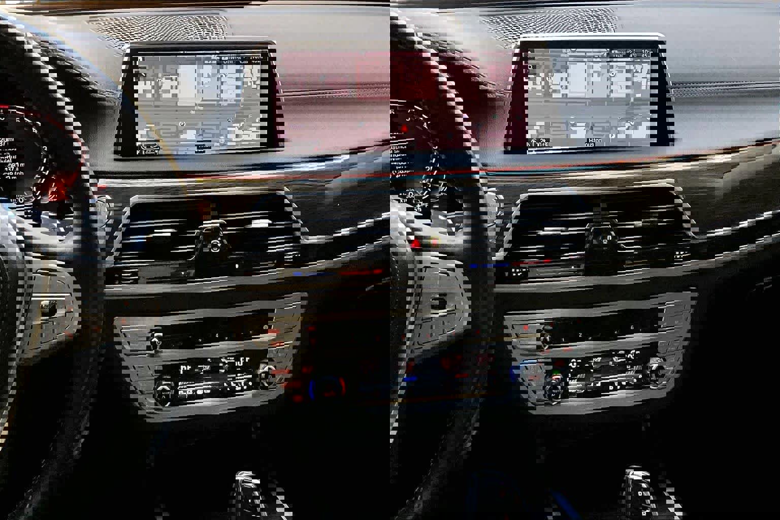 Used 2021 BMW 750i xDrive w/ Luxury Rear Seating Package image 6