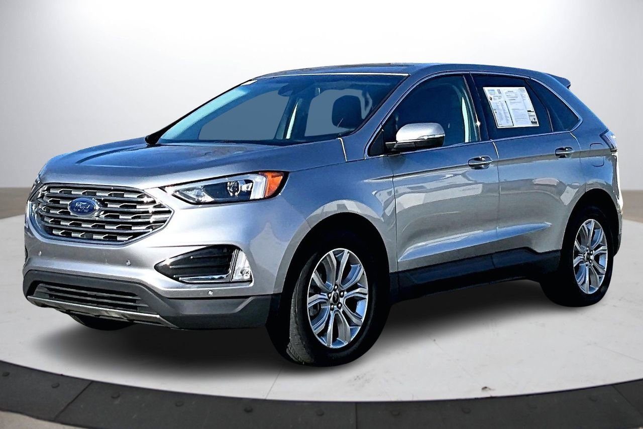 Used 2024 Ford Edge Titanium image 4