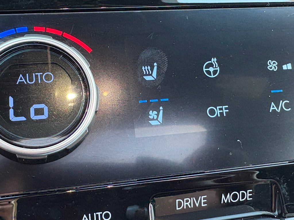 Used 2025 Hyundai Santa Fe Calligraphy image 25