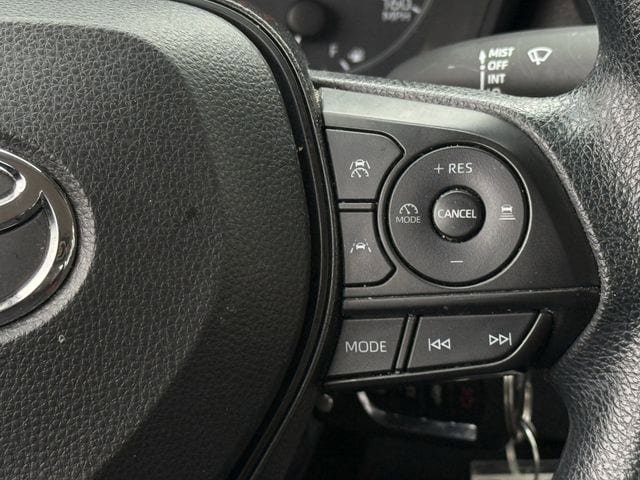 Used 2023 Toyota Corolla LE FWD image 13