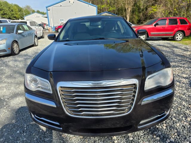 Used 2012 Chrysler 300 image 2