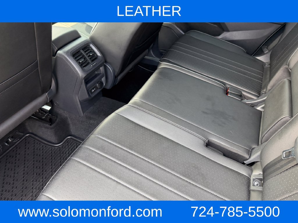 Used 2023 Volkswagen Tiguan SE R-Line FWD image 26