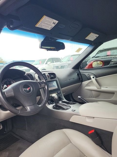 Used 2007 Chevrolet Corvette Convertible w/ Preferred Equipment Group image 9