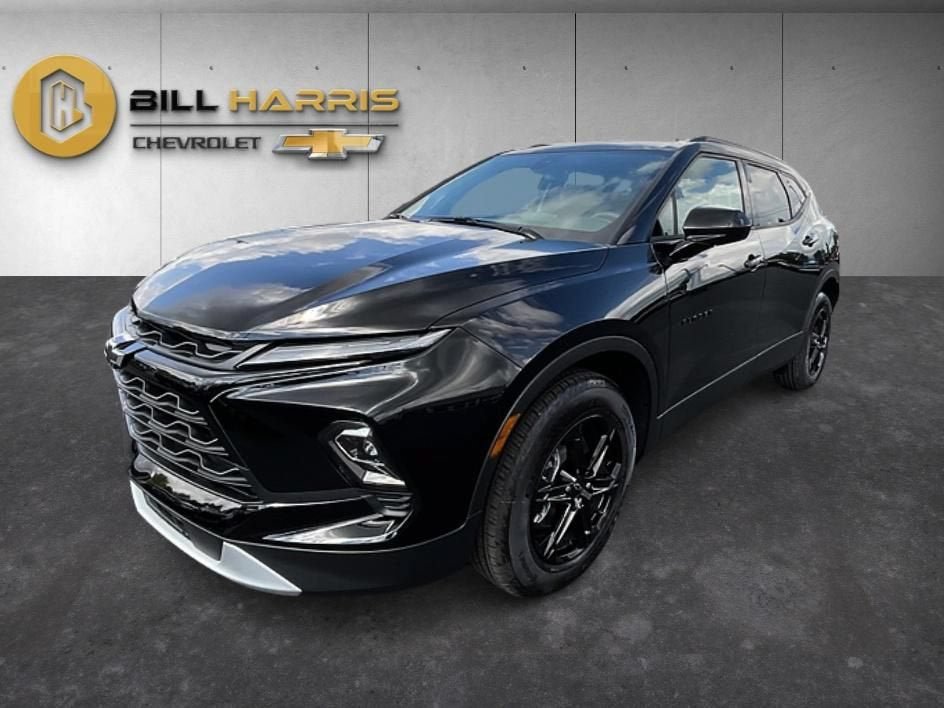 New 2026 Chevrolet Blazer LT w/ Convenience Package AWD/4WD image 1