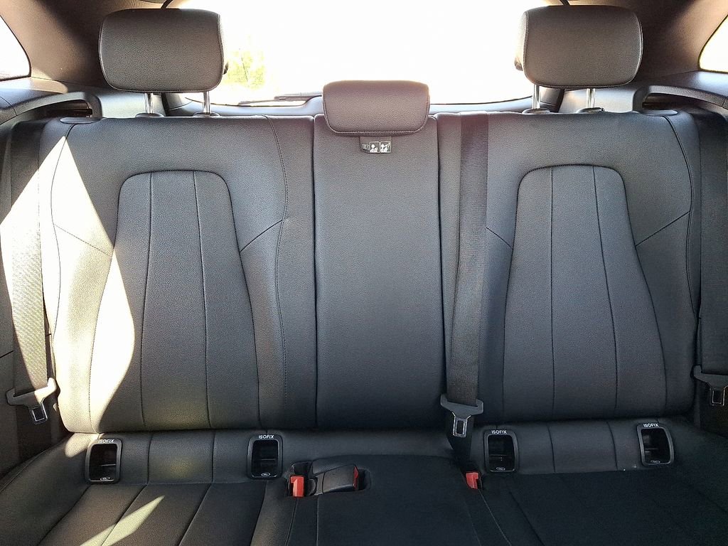 Used 2022 Mercedes-Benz GLA 250 4MATIC image 19
