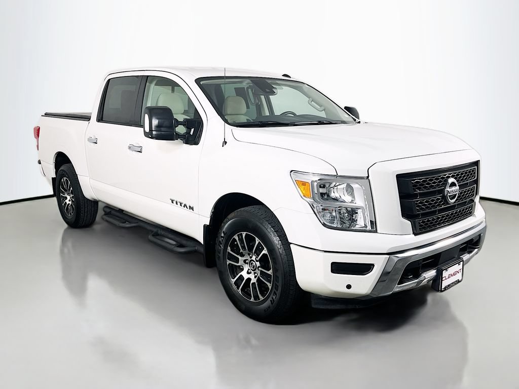 Used 2021 Nissan Titan SV w/ SV Convenience Package AWD/4WD image 4