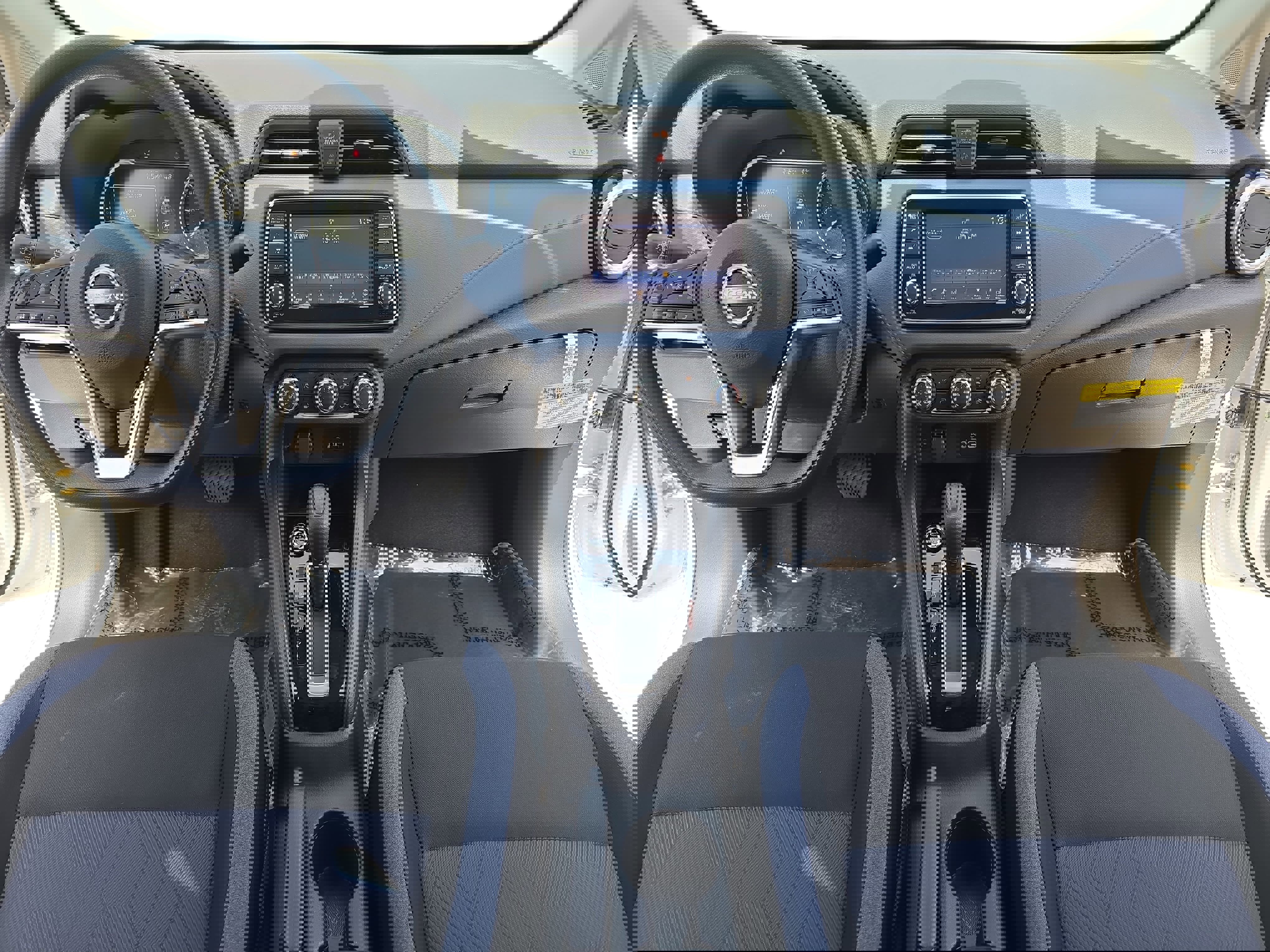 Used 2025 Nissan Versa SV w/ Trunk Package image 9