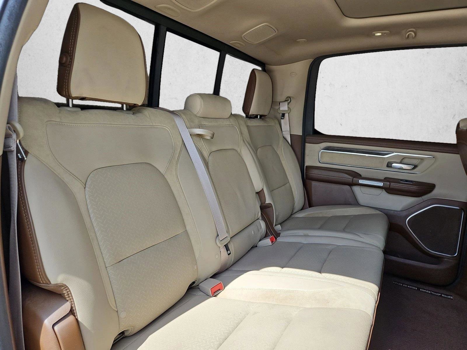 Used 2019 RAM 1500 Laramie RWD image 21
