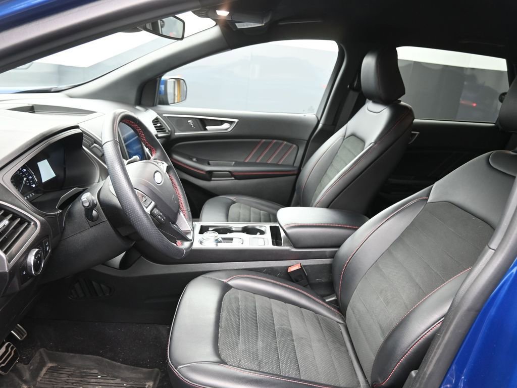 Used 2024 Ford Edge ST-Line image 18