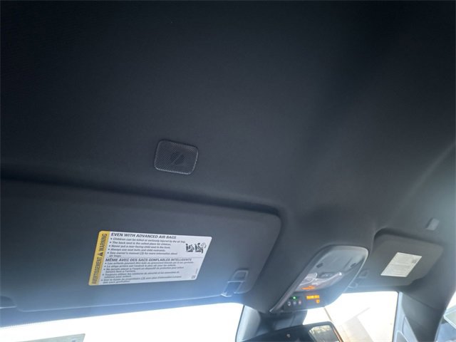 New 2026 Chevrolet Colorado LT image 19