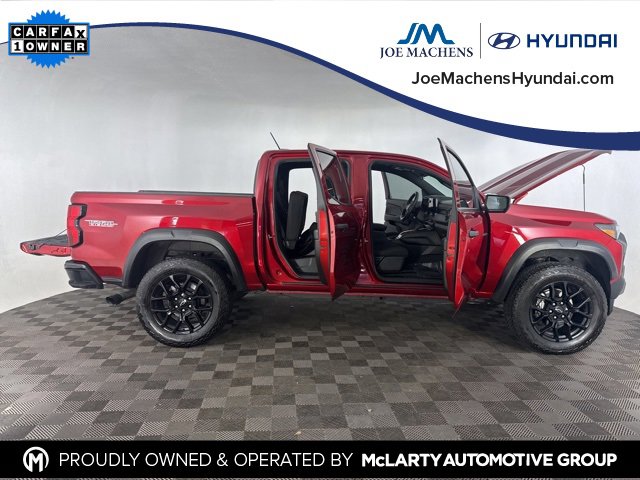 Used 2024 Chevrolet Colorado Trail Boss w/ LPO, Dark Essentials Package image 15