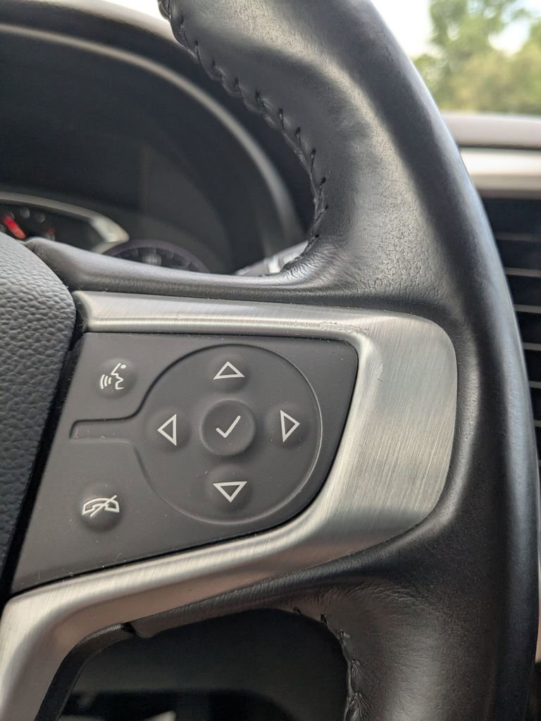 Used 2019 GMC Acadia SLT image 18