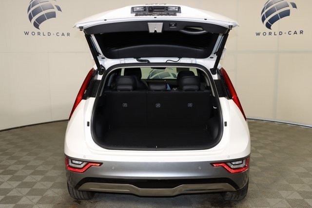 Used 2023 Kia Niro Wave image 11