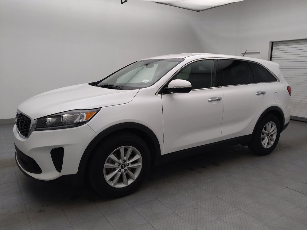 Used 2020 Kia Sorento LX image 2