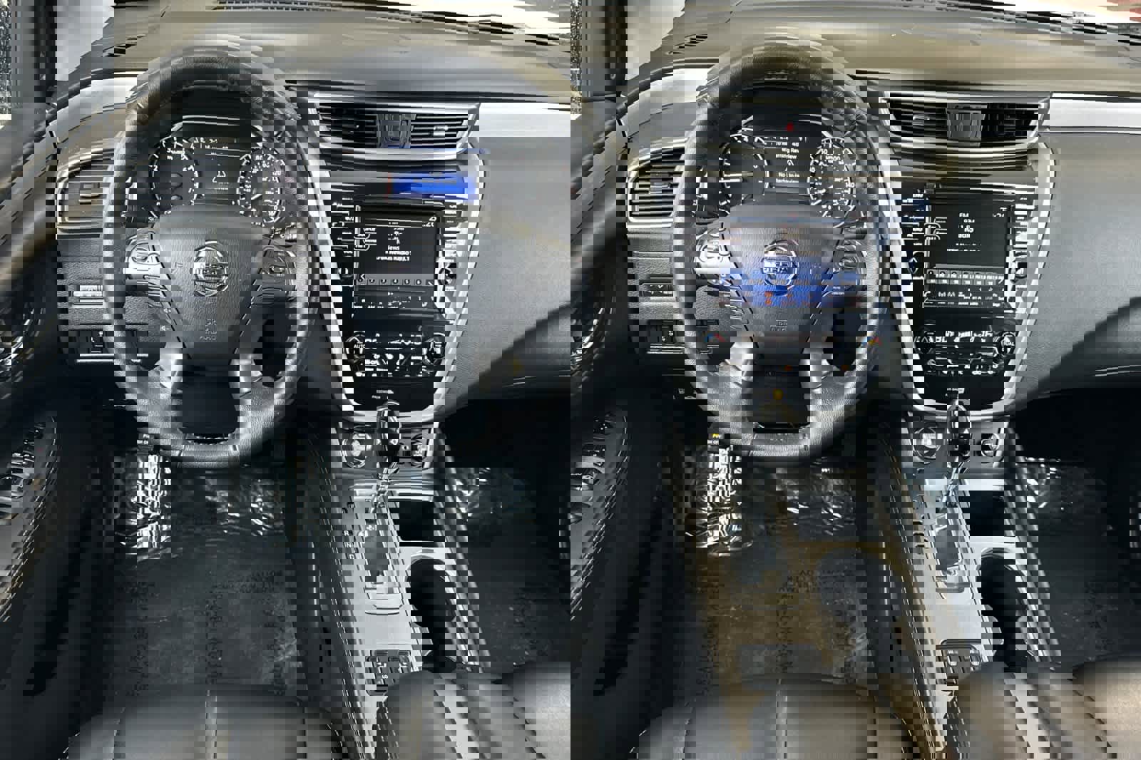 Used 2022 Nissan Murano SV w/ Cargo Package image 15