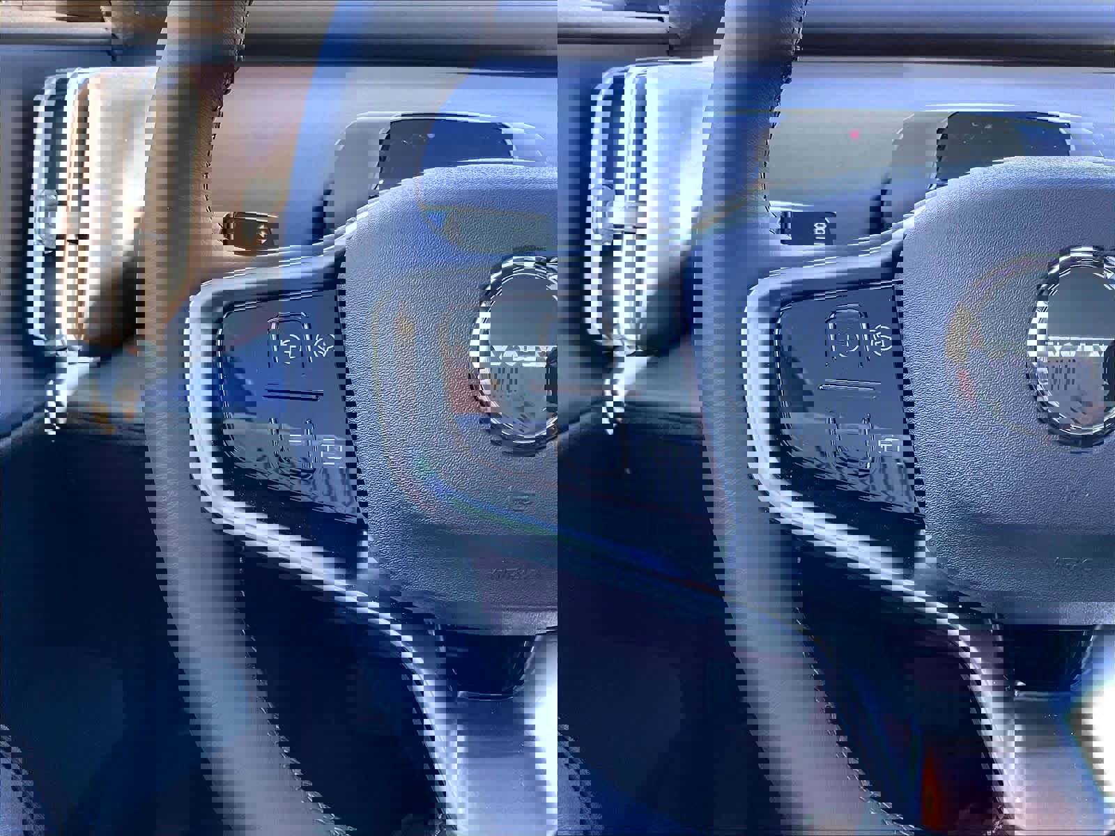 New 2026 Volvo EX30 Ultra w/ Protection Package Premier image 17