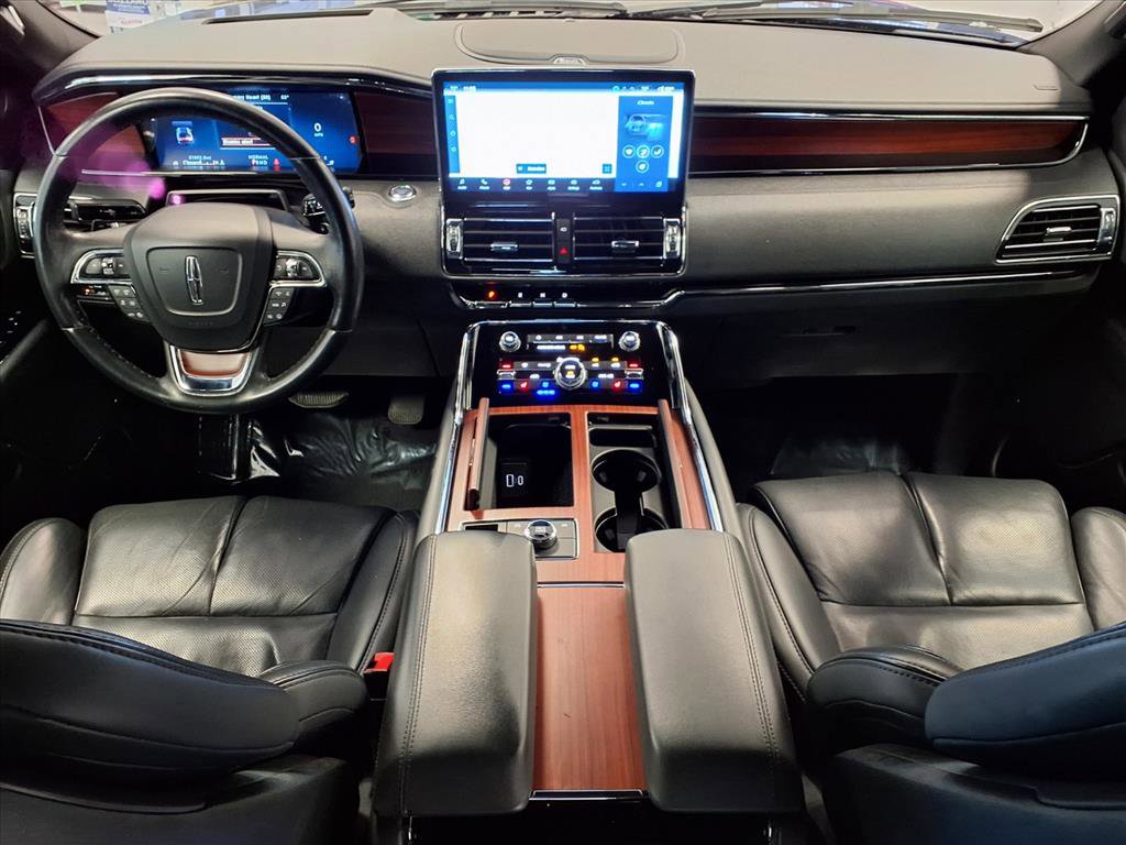 Used 2023 Lincoln Navigator Reserve image 15