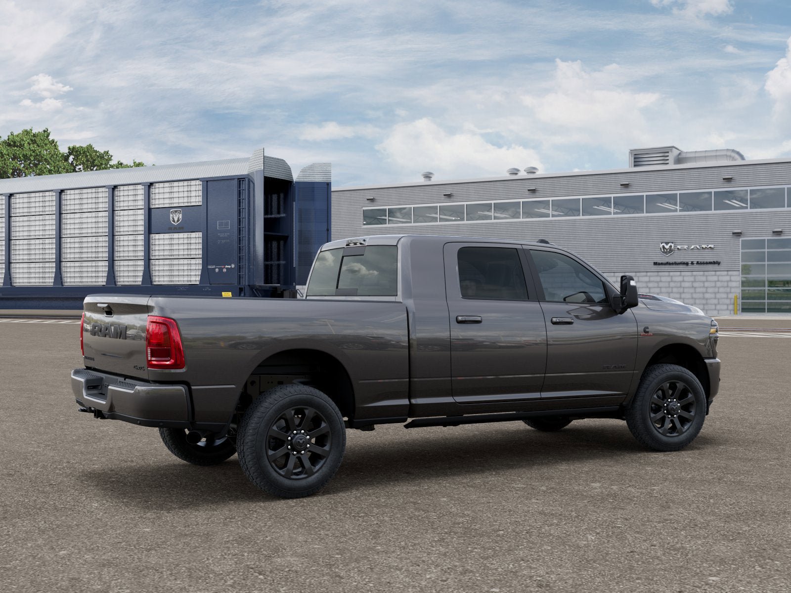 New 2026 RAM 2500 Laramie AWD/4WD image 2