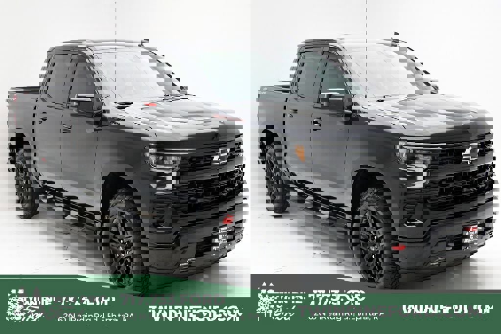 Used 2023 Chevrolet Silverado 1500 RST w/ Redline Edition AWD/4WD image 1