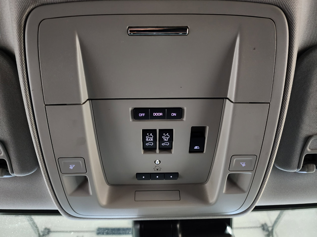 Used 2019 Chevrolet Silverado 2500 LTZ w/ Duramax Plus Package image 39