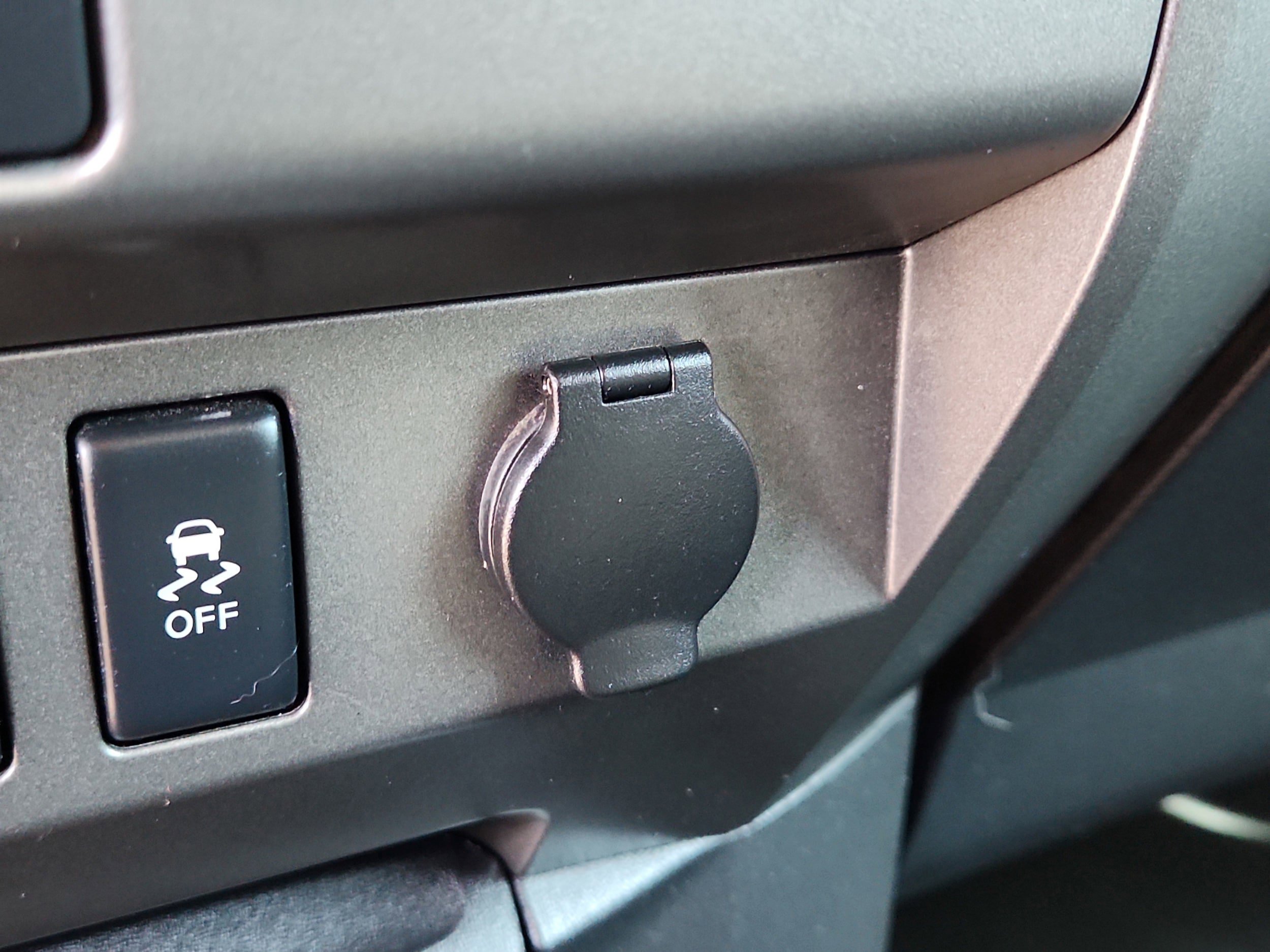 Used 2012 Nissan Titan S w/ S Popular Equipment Pkg image 21