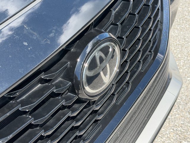 Used 2023 Toyota Highlander XSE FWD image 14