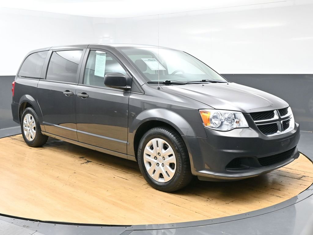 Used 2019 Dodge Grand Caravan SE image 4