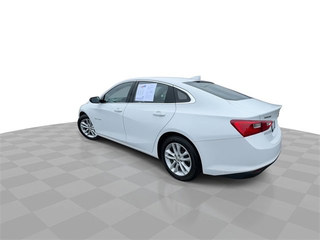 Certified 2017 Chevrolet Malibu LT w/ Leather Package image 6