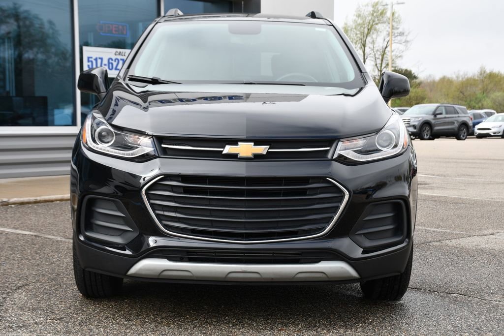Used 2022 Chevrolet Trax LT w/ LT Convenience Package AWD/4WD image 10