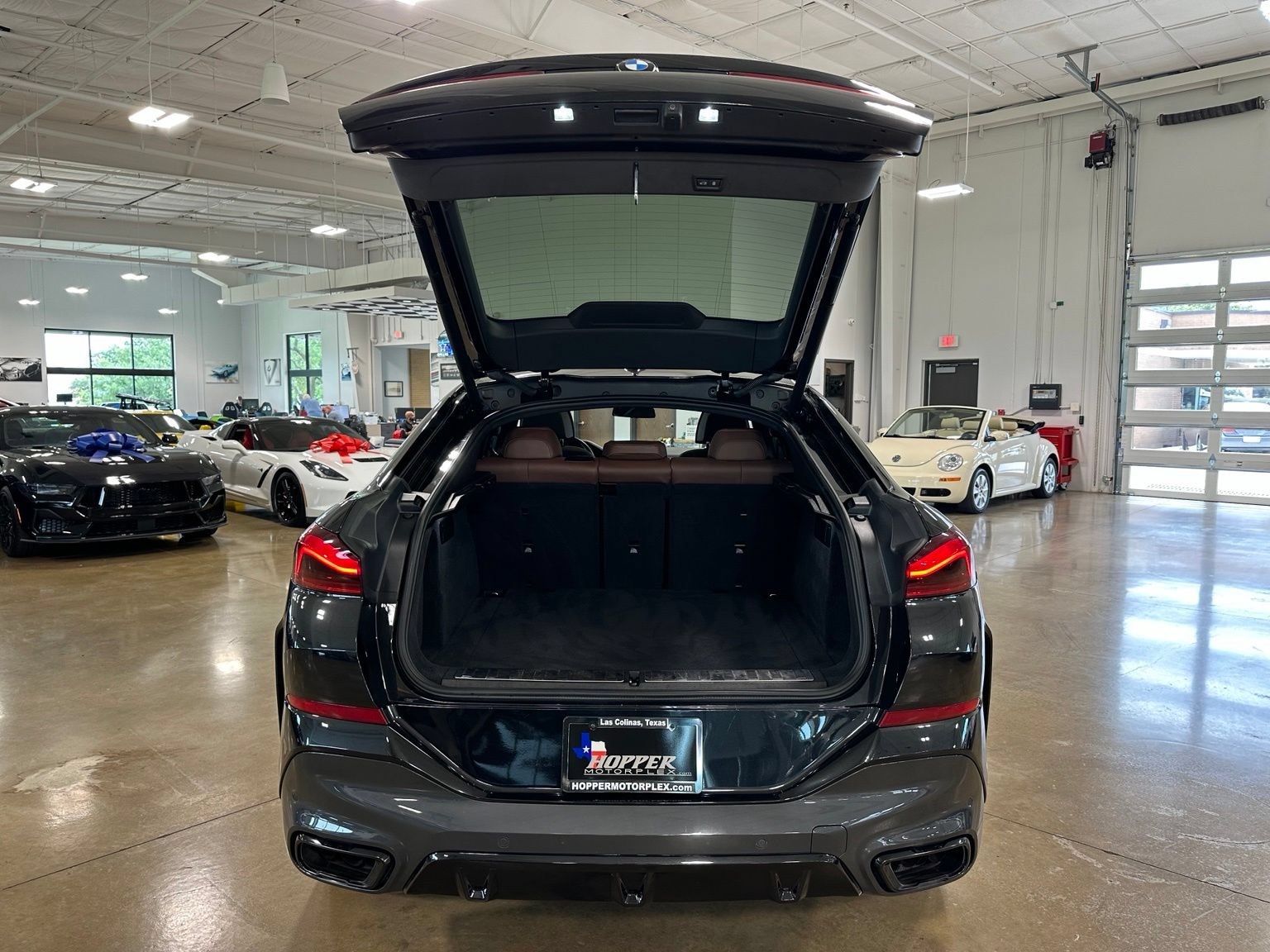 Used 2023 BMW X6 M50i AWD/4WD image 49