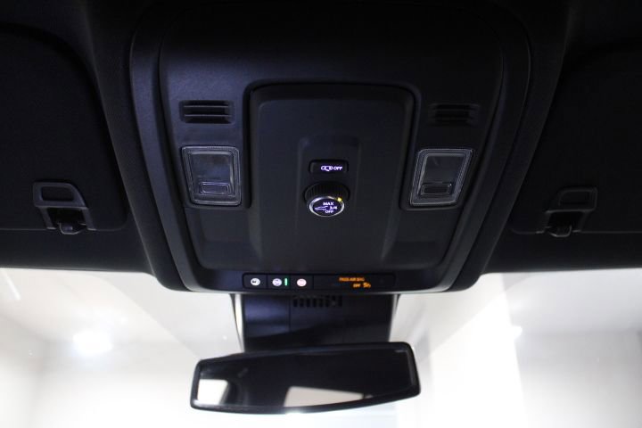 Certified 2025 Chevrolet Suburban Z71 image 42