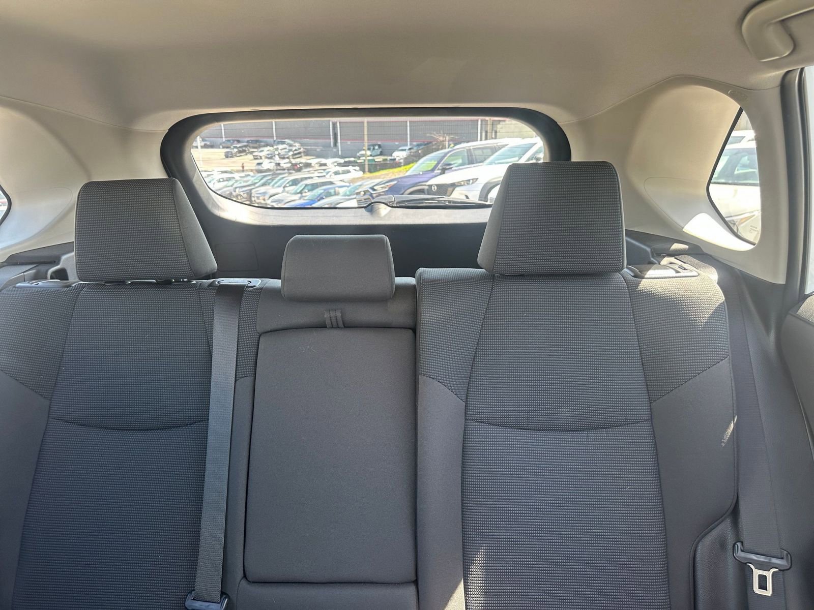 Used 2025 Toyota RAV4 LE AWD/4WD image 37