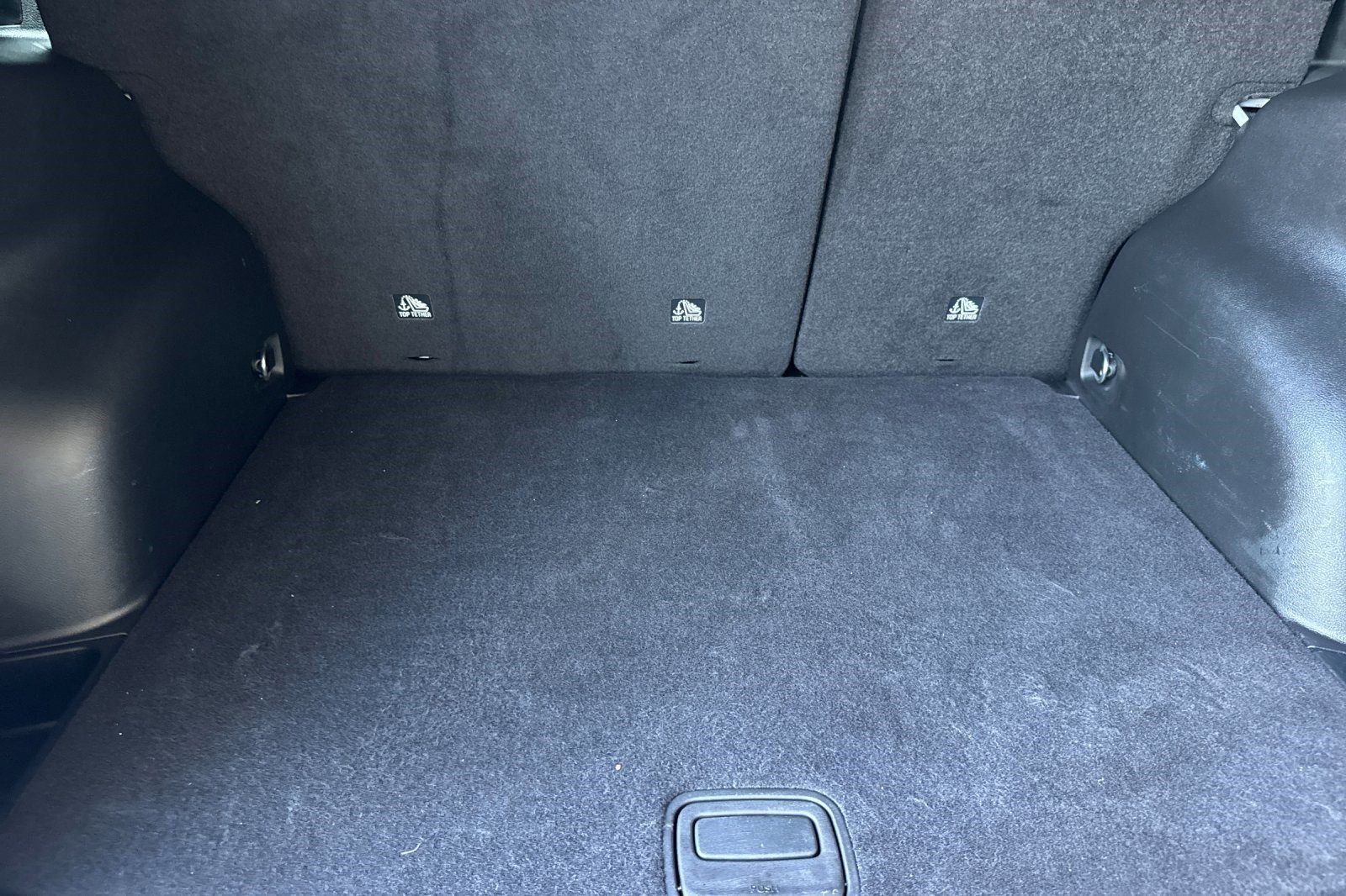 Used 2025 Jeep Compass Limited image 12